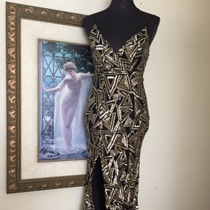 🆕 Latiste gorgeous embellished Evening long Dress😍